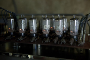 IBM 83 card sorter, vacuum tubes working